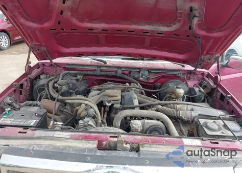 1992 Ford F150 z USA, uszkodzony, nr VIN 1FTEF14Y1NKB06995